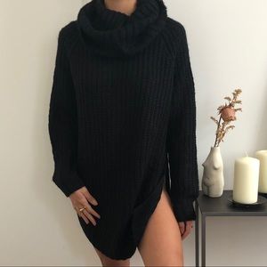 Black Knit Oversized Turtleneck Tunic Sweater